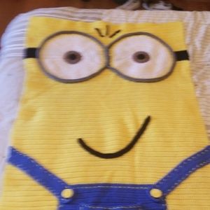 Minion blanket